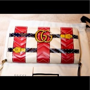 Gucci Marmont Trompe L’oeil Zip around Wristlet Wallet Clutch Authentic